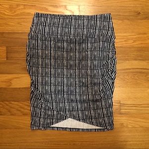Athleta Geometric Striped Fitted Skirt